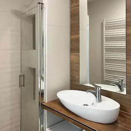 Z Widokiem Na Panorame Gdyni W Modern Tower Atal Apartment Gdynia